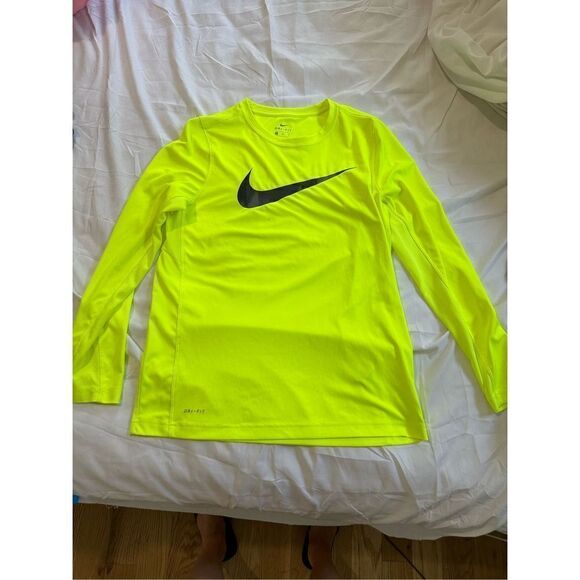 Nike long sleeve dri-fit T-shirt size XL - Picture 1 of 2